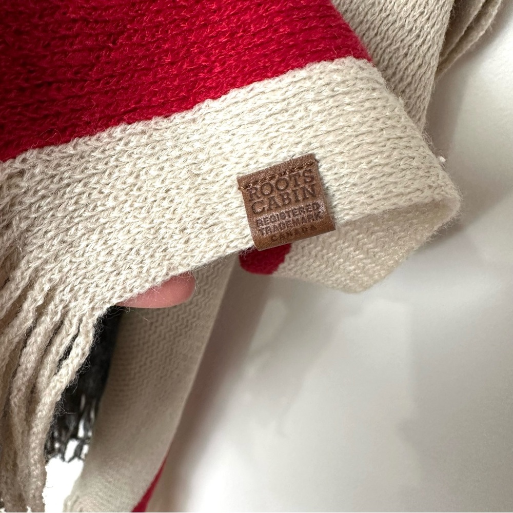 Roots Cabin Hooded Poncho Marled Gray Cabincore Cozycore Goblincore Hobbit Wrap - Picture 5 of 8